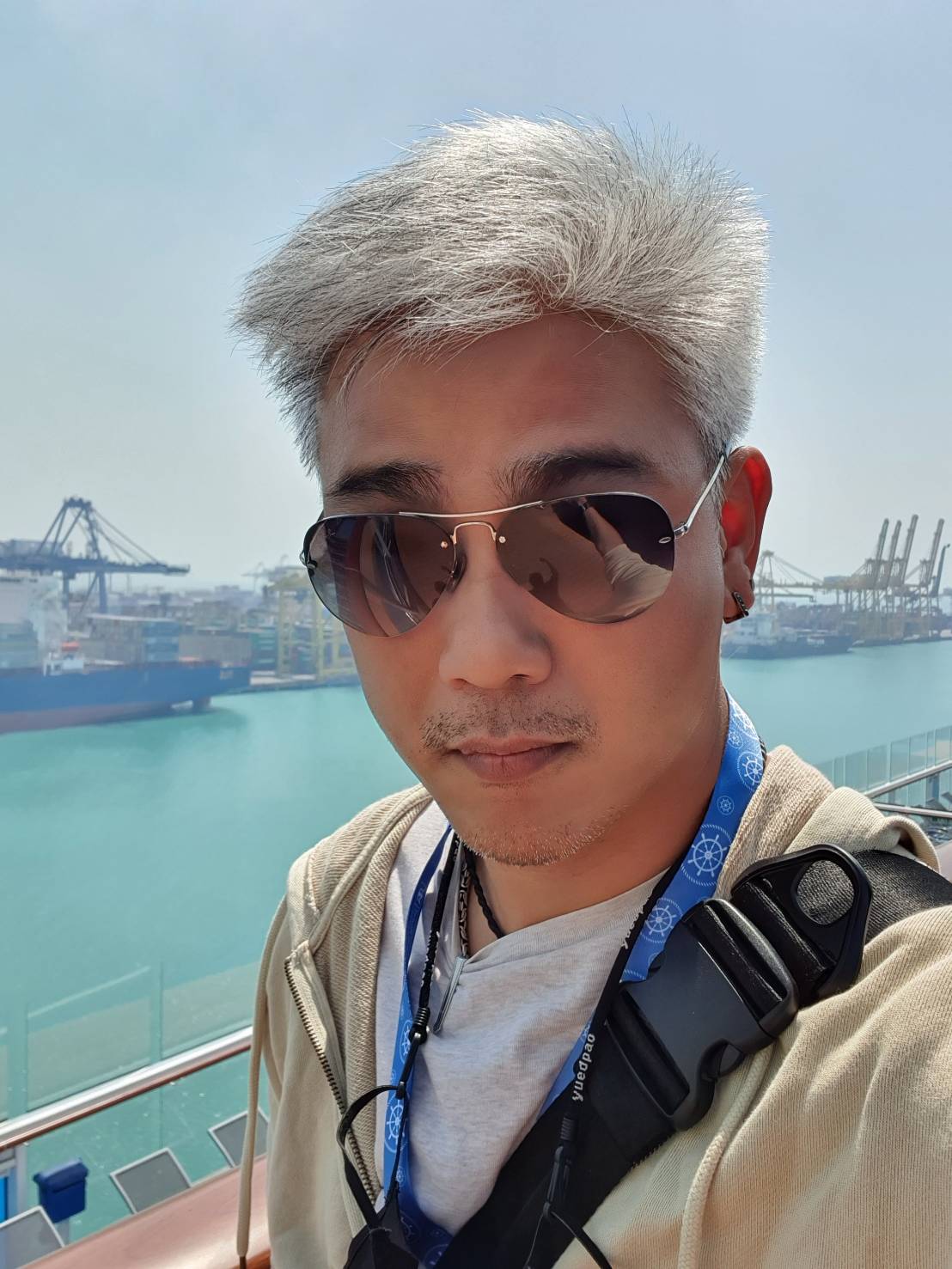 ยศวัฒน์  สุนทรนิทัศน์